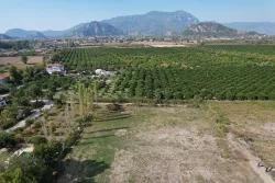 Land Zu verkaufen in Okçular Bz. Ortaca - Gehäuse-Zonierung - 1.577 m²