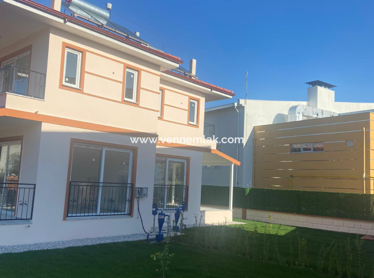Twin Duplex For Sale In Ortaca Cumhuriyet Neighborhood