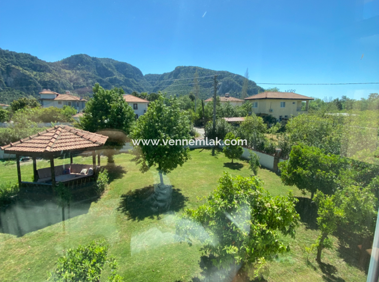 Detached House For Sale In Archers