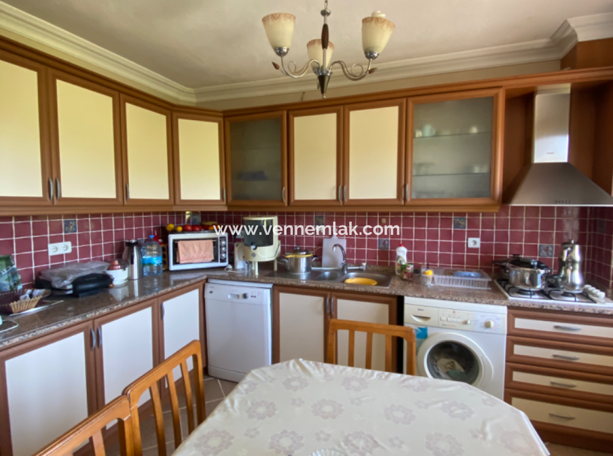 Detached House For Sale In Archers