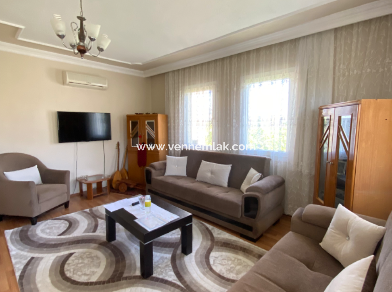 Detached House For Sale In Archers