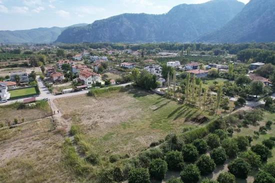 Dalyan Merkeze 2 km.mesafede satılık arsa