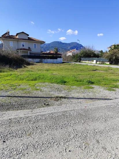 Dalyan Merkez'de Satılık Köşe Parsel