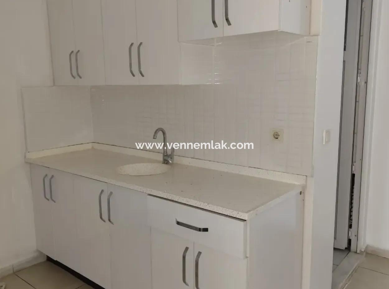 Ortaca Merkez'de Kiralık Dükkan